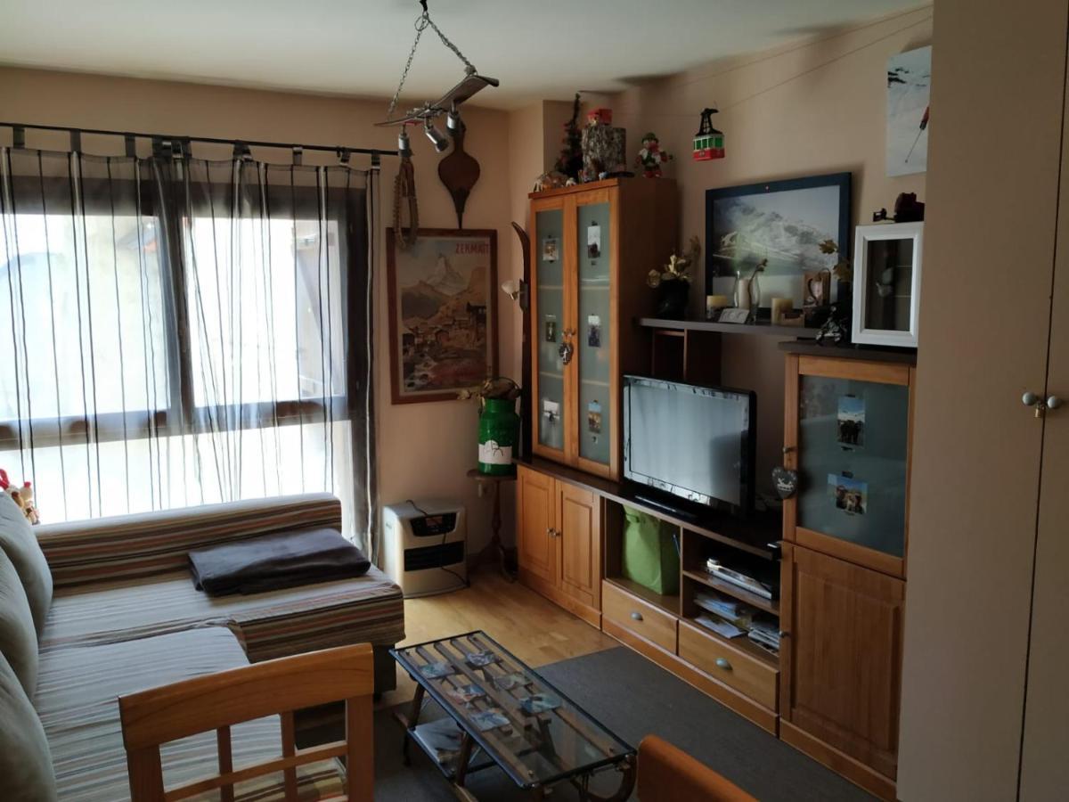 Apartamento En Escarrilla, Sallent De Gallego Bagian luar foto